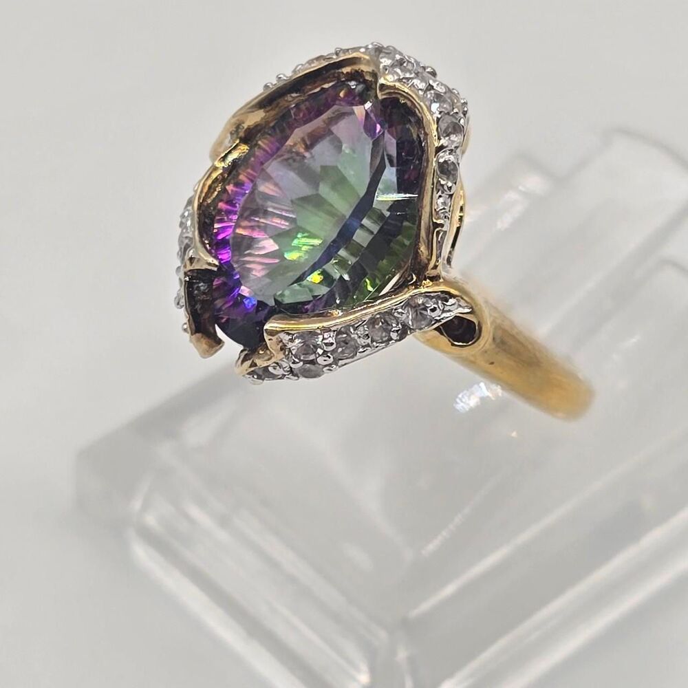 Luxe-jewelry-designs Women's Silver and Gold Jewellery